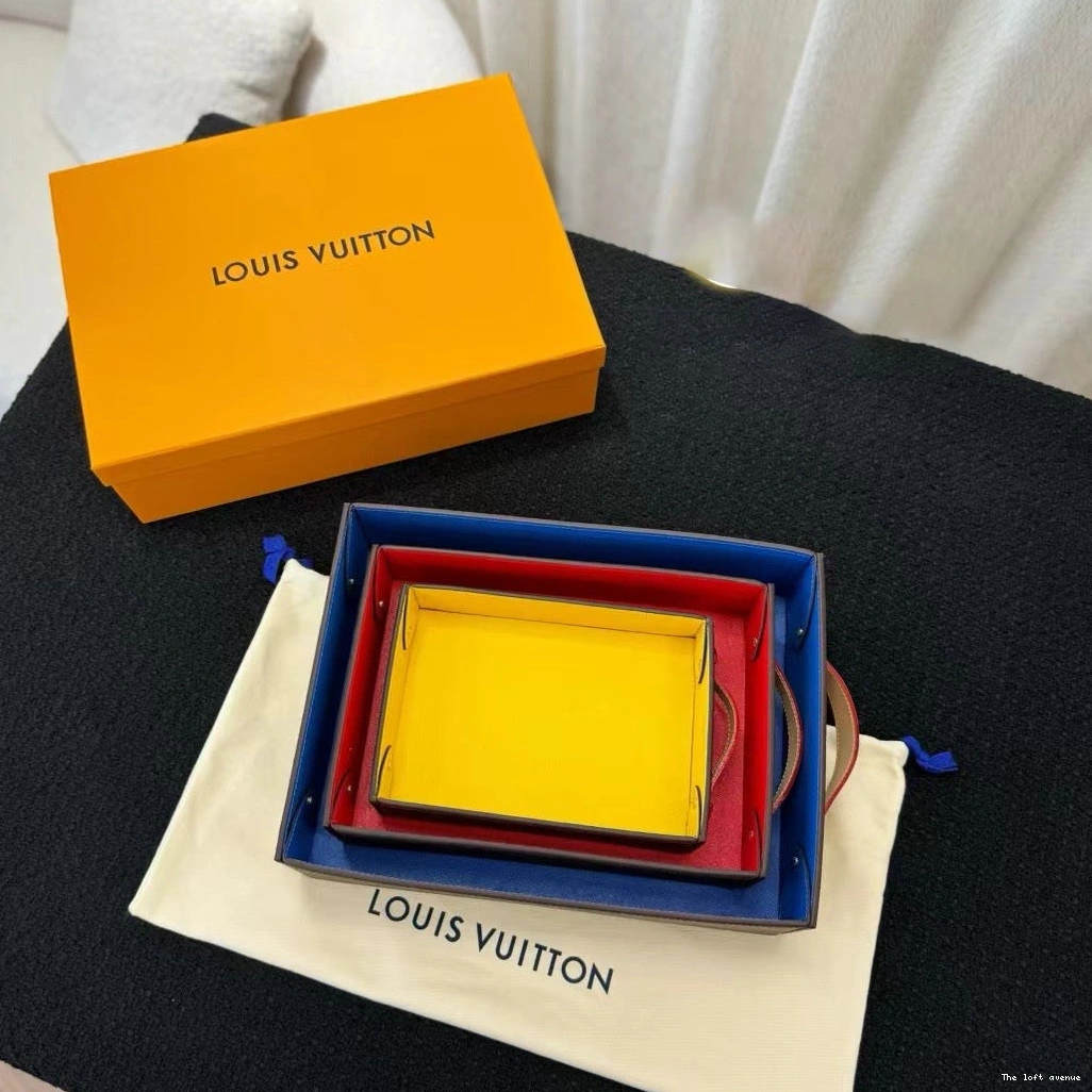 LV TRAY DESK CUSTOM WITH HANDLE 0804